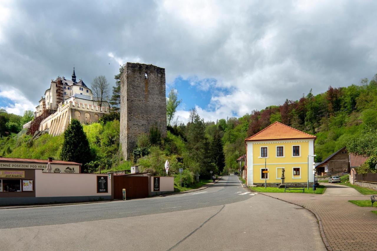 Apartmany Cesky Sternberk Zewnętrze zdjęcie