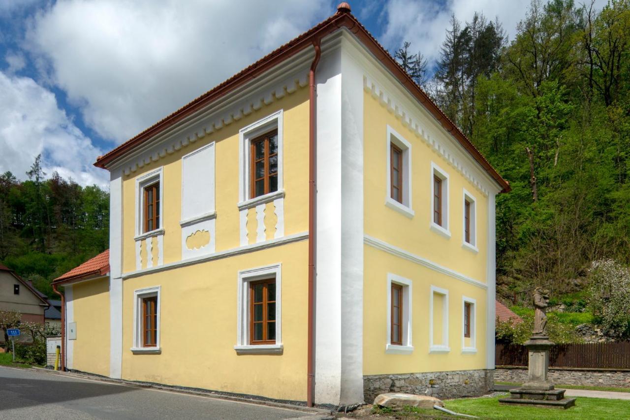 Apartmany Cesky Sternberk Zewnętrze zdjęcie